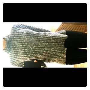 Amer Eagle turtleneck hi-low sweater